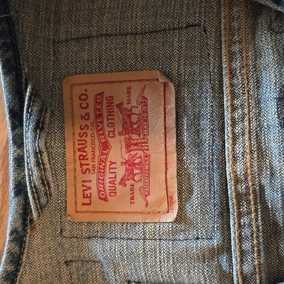 Womens Vintage Levi Jean Vest With Patches - Picture 4 of 5